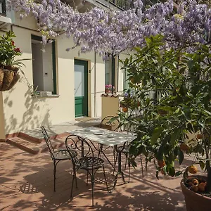  Affittacamere Antica Corte Italia