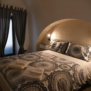 Mea House And 2019 Guest house Bari