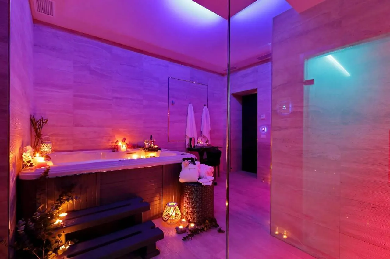 Hotel Colonna 32 Rzym 0*,